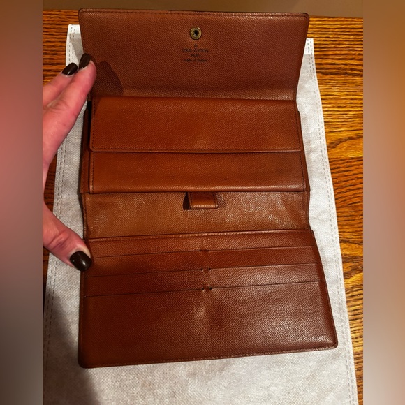 LOUIS VUITTON Sarah Wallet Monogram Porte Tresor Etui Papiers Trifold Wallet💝 - Picture 2 of 9